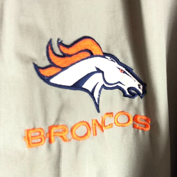 Pro Players Gray And Orange NFL Denver Broncos Coat Size Medium - Picture 3 of 8